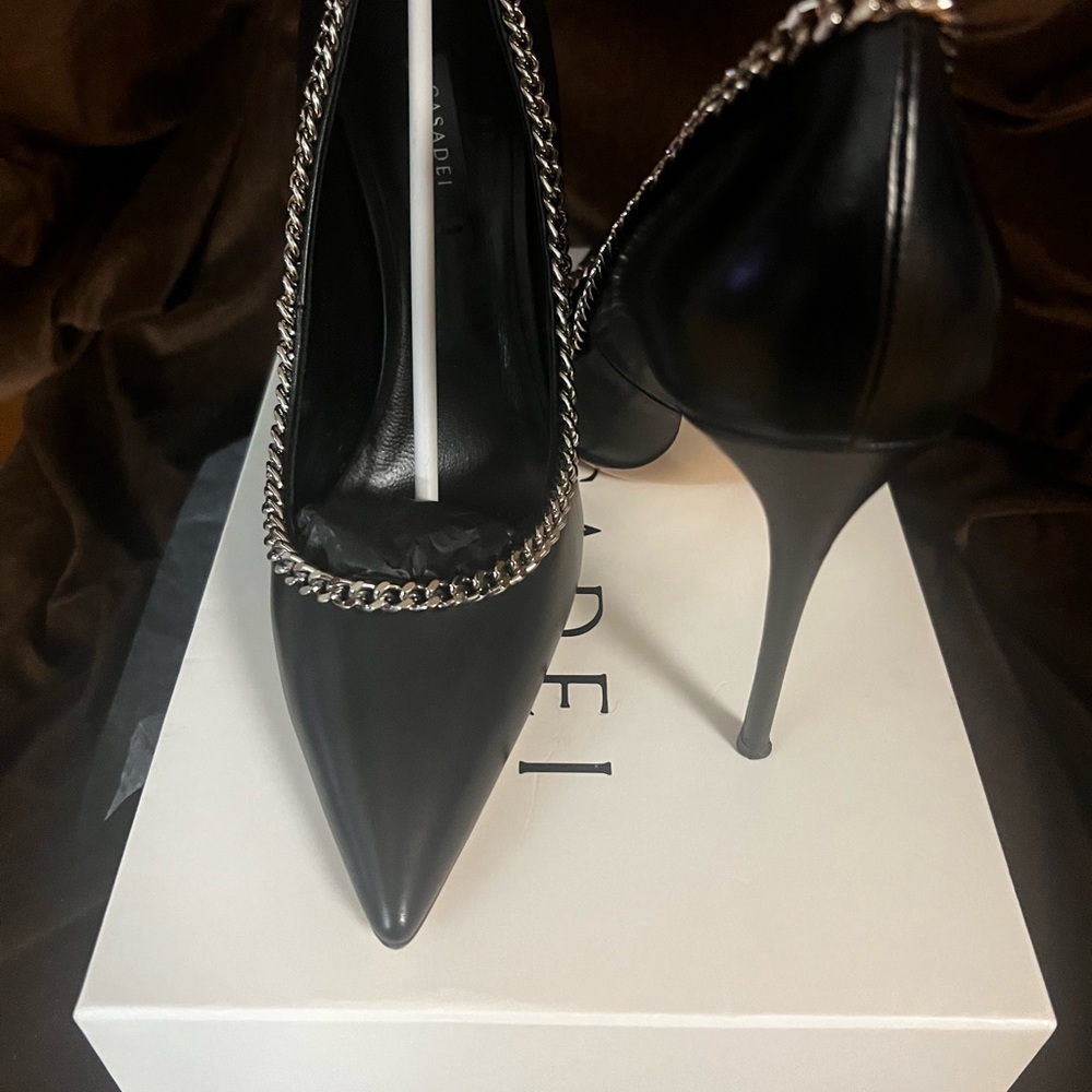 Casadei 100mm Chained Leather Pumps In Black . Worn only once.